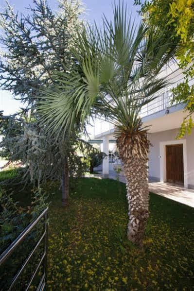 Apartments Maja Podstrana Exterior photo